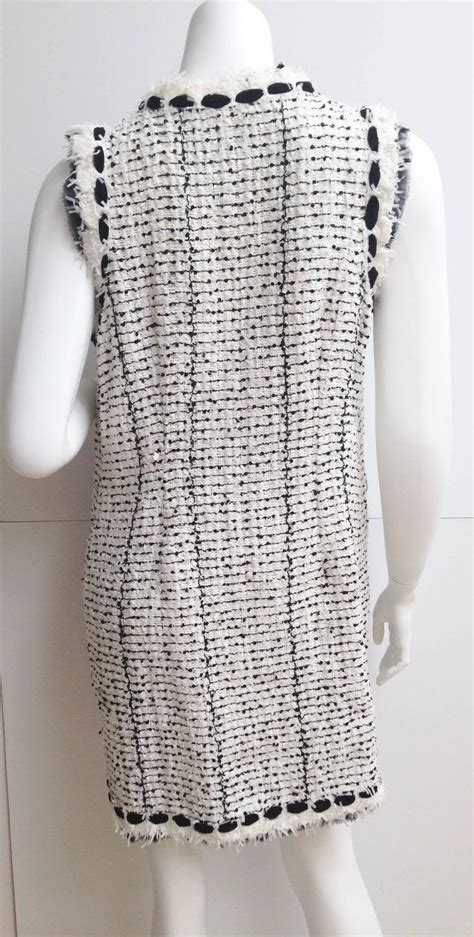 chanel sleeveless sweater